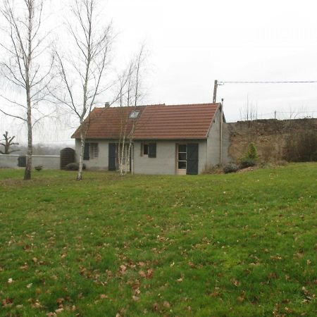 Gîte Dompierre-sur-Besbre, 3 pièces, 4 personnes - FR-1-489-174 Esterno foto